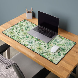 GREEN IRISH SHAMROCKS AND PRETTY FLOWERS DESK MAT