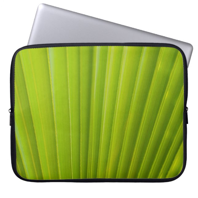Green leaf laptop sleeve (Front)