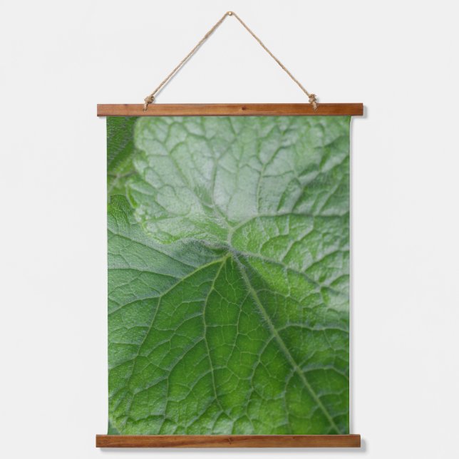 Green Leaf Vein Detail Hanging Tapestry (Front)