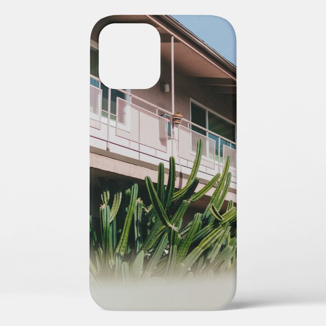 GREEN LEAFED PLANT NEAR BUILDING Case-Mate iPhone CASE (Back)