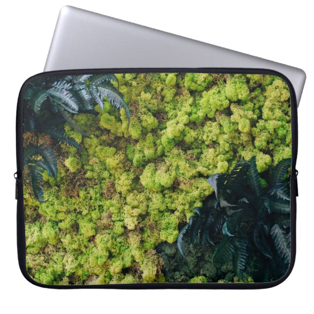 Green leafed plants laptop sleeve (Front)