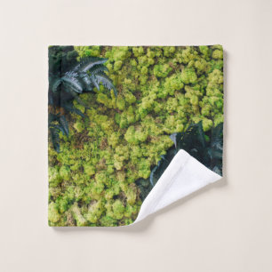 Green leafed plants wash cloth