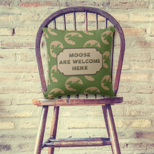 Green Moose Circle Pattern Cabin Cushion