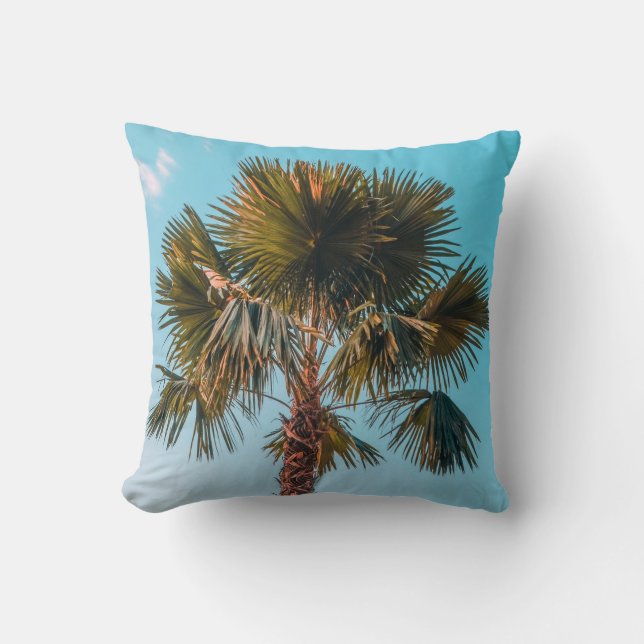 Green palm tree cushion (Front)