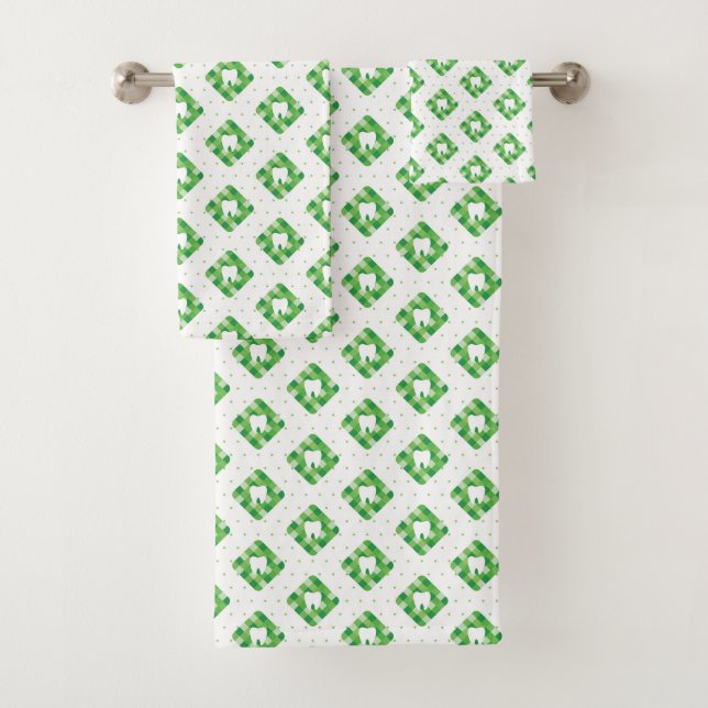 Green Plaid Tooth Pattern Bath Towel Set (Insitu)