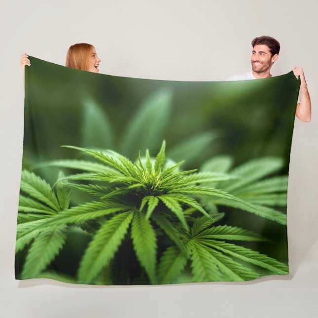 GREEN PLANT FLEECE BLANKET (In Situ)