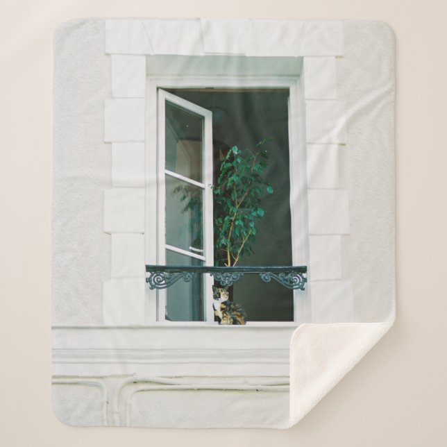 GREEN PLANT ON WHITE WINDOW SHERPA BLANKET (Front)