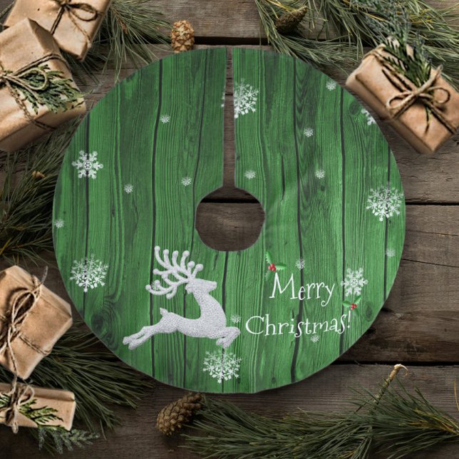 Green Rustic Christmas Reindeer Holiday Tree Skirt (Green Rustic Christmas Reindeer Holiday Tree Skirt)