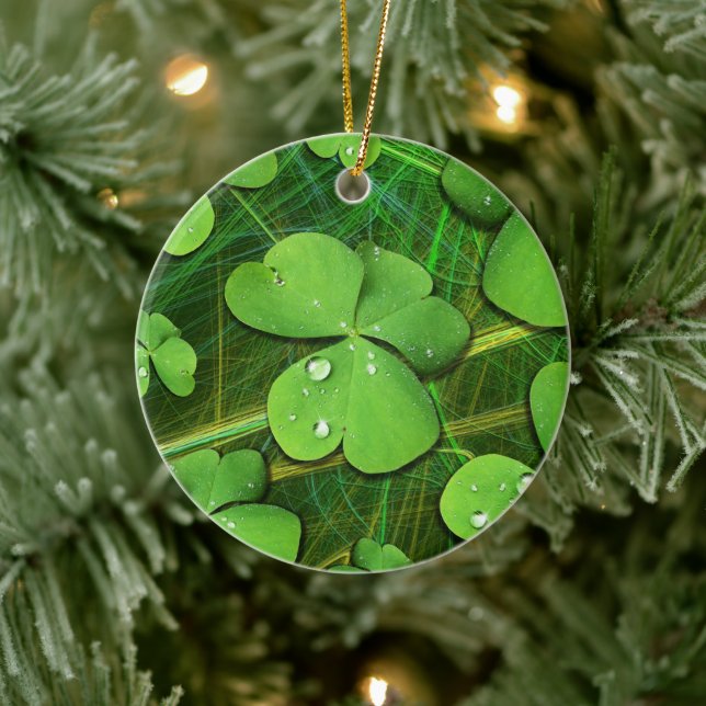 Green Shamrock St Patrick's iPhone 5 Case-Mate Ceramic Ornament (Tree)