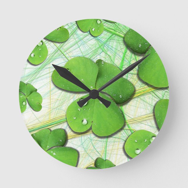 Green Shamrock St Patrick's iPhone 5 Case-Mate Round Clock (Front)
