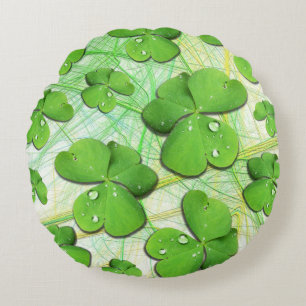 Green Shamrock St Patrick's iPhone 5 Case-Mate Round Cushion