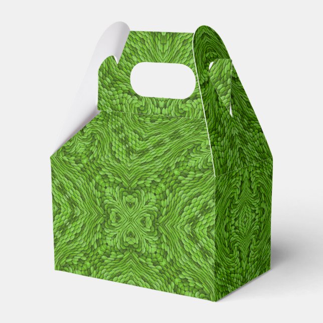 Green Skin Vintage Fractal Kaleidoscope Favour Box (Front Side)