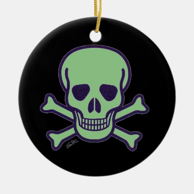 Green Skull black round ceramic ornament (Front)