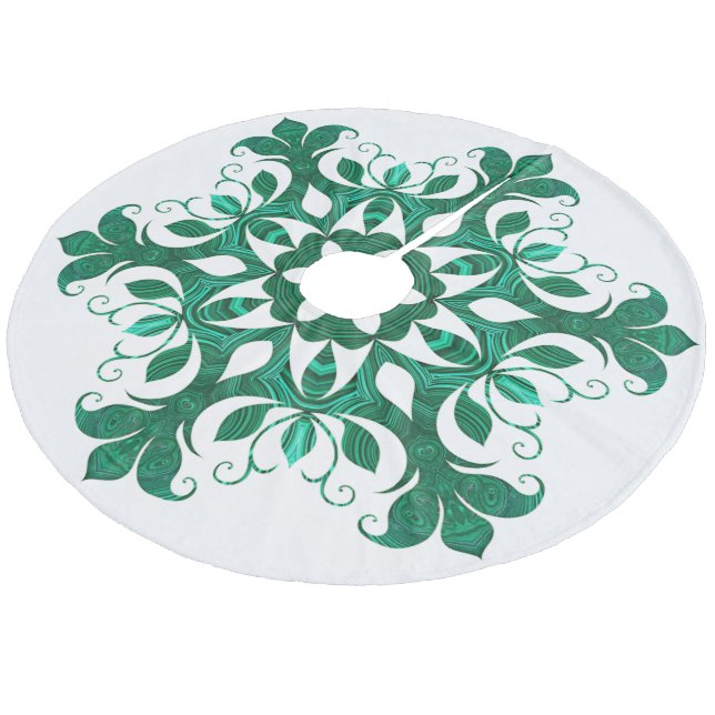 Green Snowflake Flower Pattern On White Fleece Tree Skirt (Angled)
