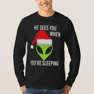 Green Space Alien Head Christmas Santa Hat Ufo Mar T-Shirt