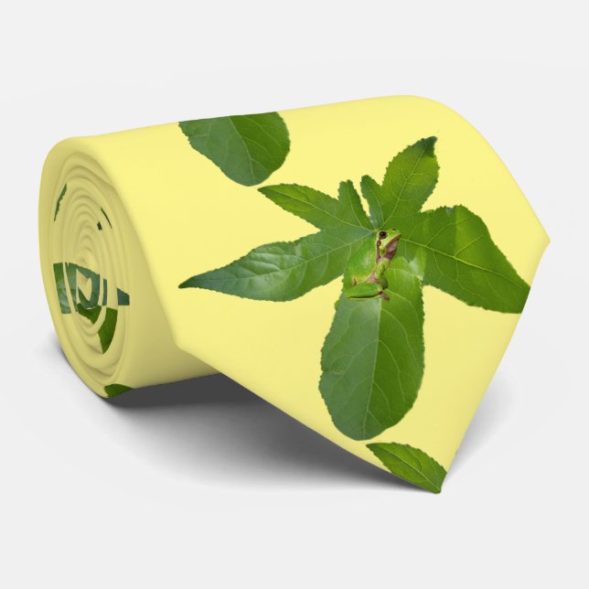 Green Tree Frog On Leaf, Neck Tie (Rolled)