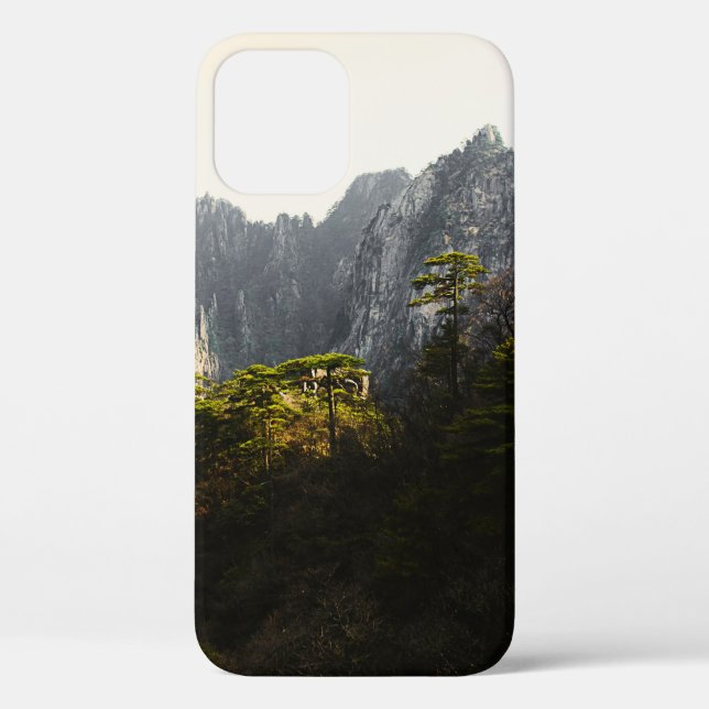 GREEN TREES NEAR CLIFF Case-Mate iPhone CASE (Back)