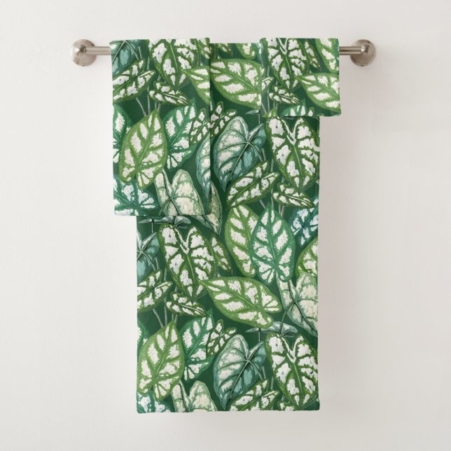 Green Tropical Leaves Pattern Bath Towel Set (Insitu)