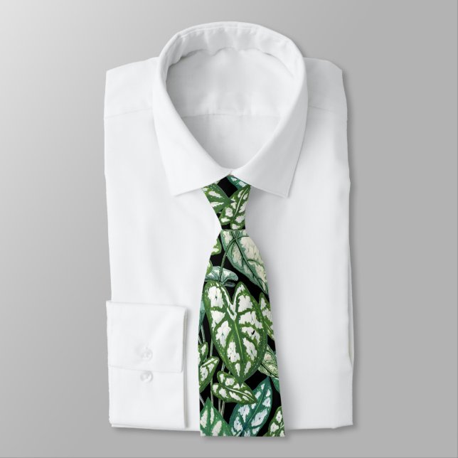 Green Tropical Leaves Pattern Tie (Tied)