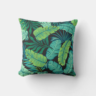 Green tropical leaves: vintage pattern. cushion