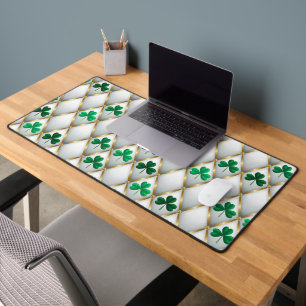 GREEN WHITE GOLD IRISH TUFTED LOOK SHAMROCKS DESK MAT