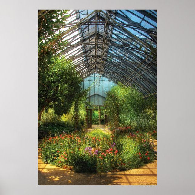 Greenhouse - Paradise under glass Poster (Front)