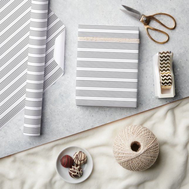 Grey and white five stripes pattern wrapping paper (Crafts)