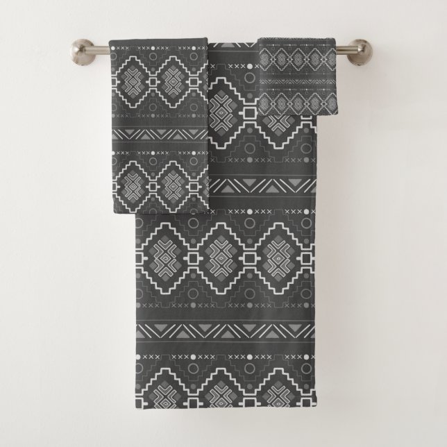 Grey aztec pattern bath towel set (Insitu)