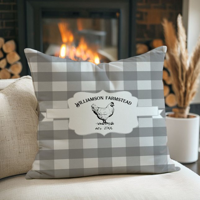 Grey Buffalo Plaid Farm Chicken Throw Pillow (Gray Buffalo Plaid Farm Chicken Throw Pillow)
