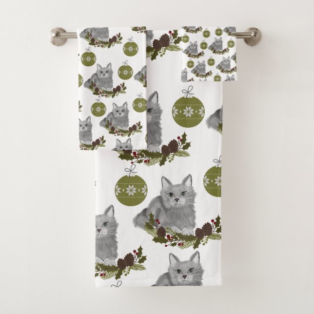 Grey Cat Pattern with Green Ornaments in White Bath Towel Set (Insitu)