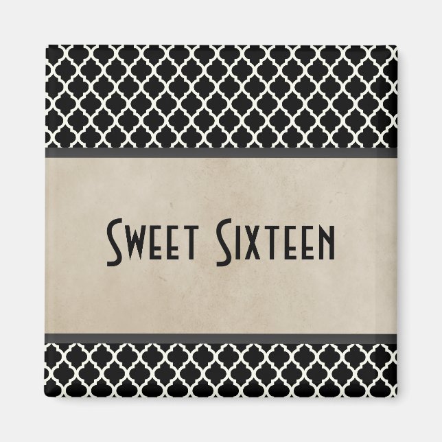 Grey Chic Quatrefoil Sweet 16 Magnet (Front)