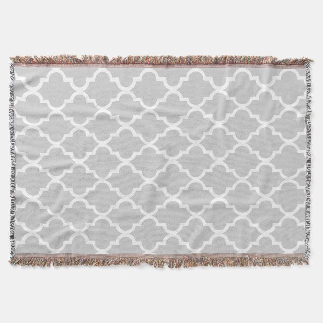 Grey Quatrefoil Tiles Pattern Throw Blanket (Front)