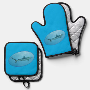 Grey Reefshark, Yap Island - Photographic design   Oven Mitt & Pot Holder Set
