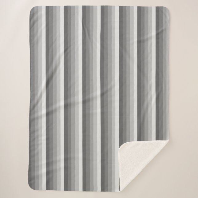 Grey shadow stripes sherpa blanket (Front)