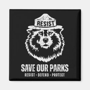 Grey Wolf Bear Resist Protect National Park Women Magnet