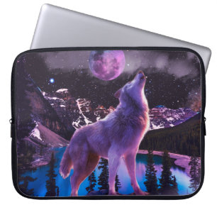 Grey wolf howling in forest laptop sleeve