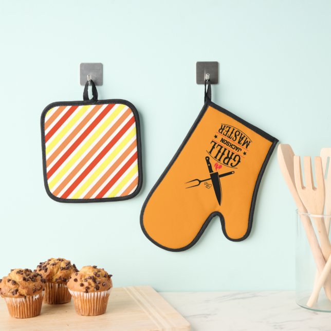 Grill Master Oven Mitt & Pot Holder Set (Insitu(Hanging))