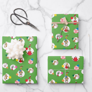 Grinch   Christmas Dot Pattern Wrapping Paper Sheet