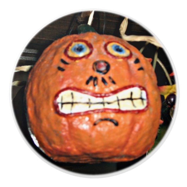 Grinning Pumpkin Ceramic Knob (Front)