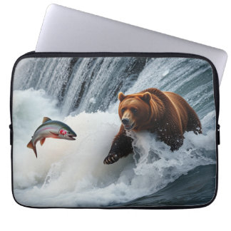 Grizzly Bear Catching Salmon Laptop Sleeve