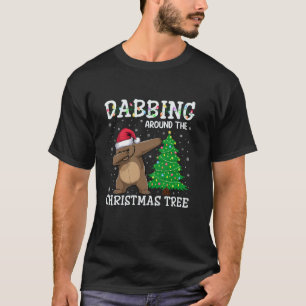 Grizzly Bear Santa Hat Dabbing Around the Christma T-Shirt
