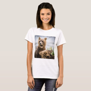 Grizzly Cubs Looking For Their Mum T-Shirt