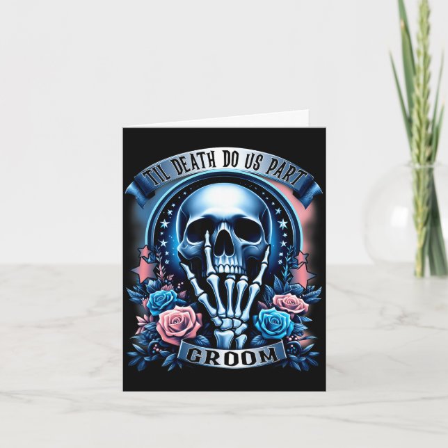 Groom bride skeleton gothic halloween engagement card (Front)