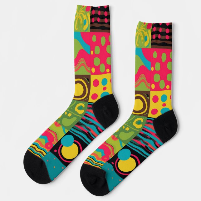 Groove Waves 70s Psychedelic Line Pattern Socks (Left)