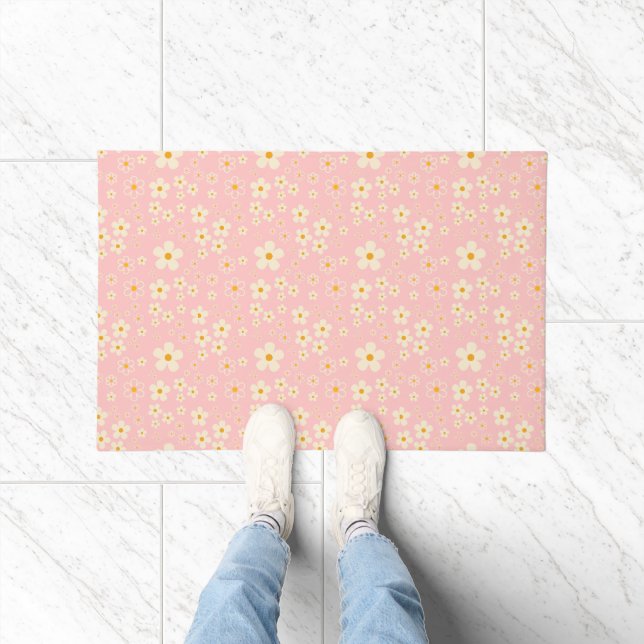 Groovy Blush Boho Daisy Floral Garden Pattern Wrap Doormat (Indoor)