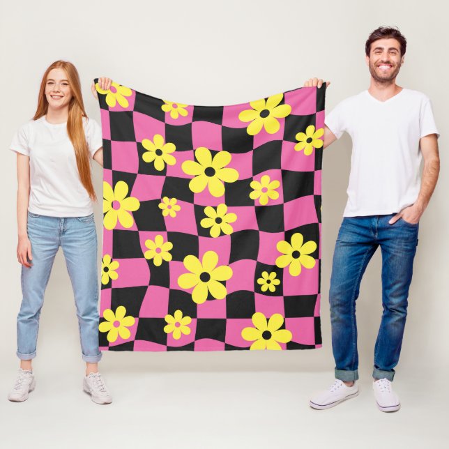 Groovy Daisy Floral Chequerboard, Y2K 90s   Fleece Blanket (In Situ)