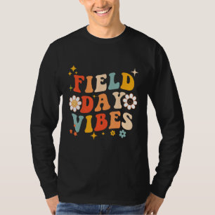 Groovy Field Day 2023 Field Day Vibes Teacher 2 T-Shirt