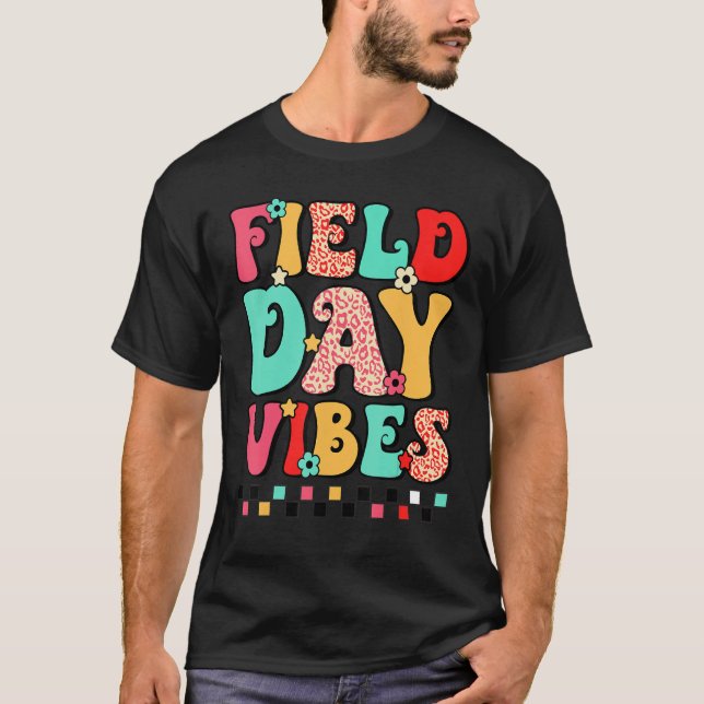 Groovy Field Day 2023  Field Day Vibes Teacher Boy T-Shirt (Front)