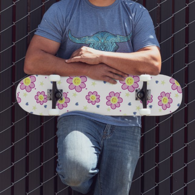 Groovy Flower Skateboard Design (Outdoor 3)