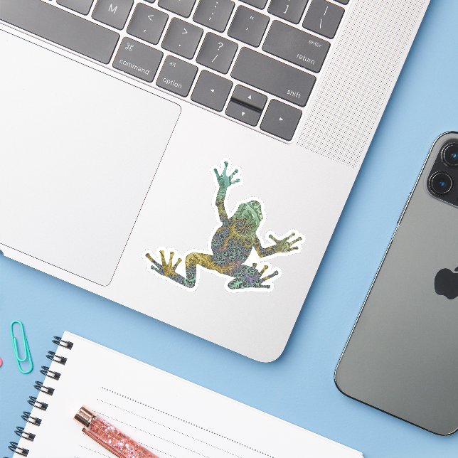 Groovy Green and Gold Fractal Tree Frog (Laptop w/ iPhone)